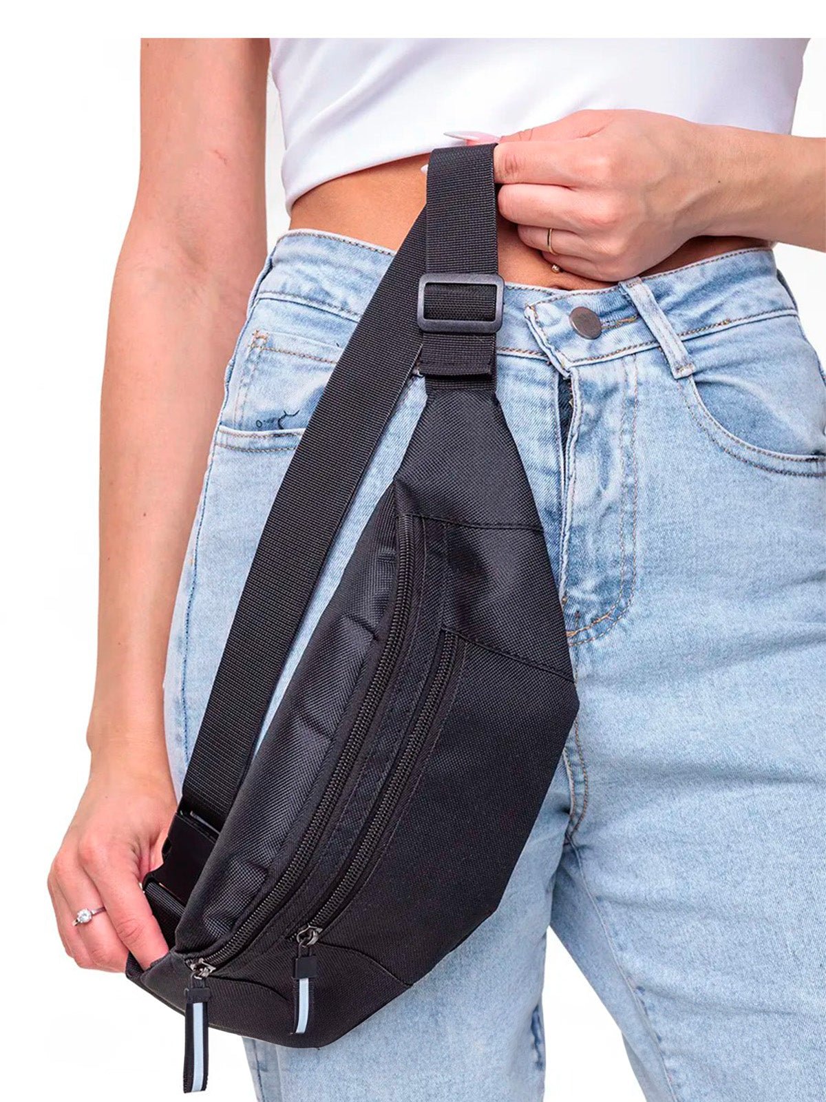 Sacoche banane femme, sac ceinture déperlant, sac poitrine compact, sac travers léger, sac sport randonnée, modèle Vedastine - Sacoche - Noir