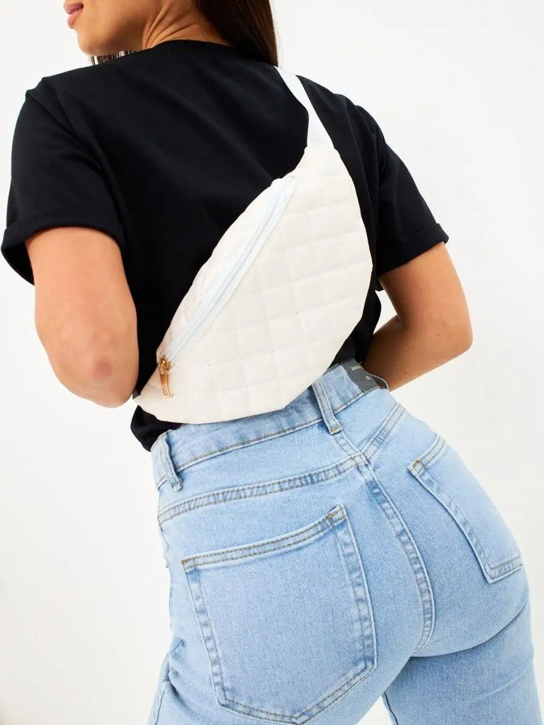 Sacoche banane matelassé, sac ceinture femme, sac bandoulière léger, mini sac zippé, sac pratique quotidien, modèle Zenobie - Sacoche - Blanc