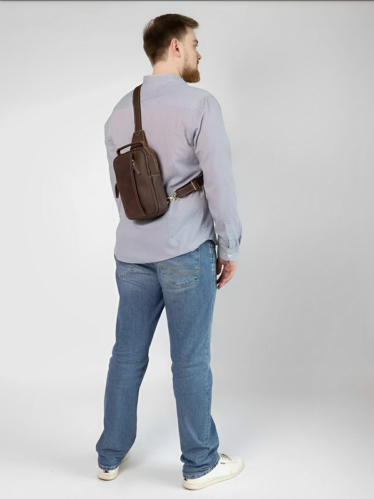 Sacoche de poitrine en cuir, pour l'homme tendance, modèle Joachim - Sacoche - Café