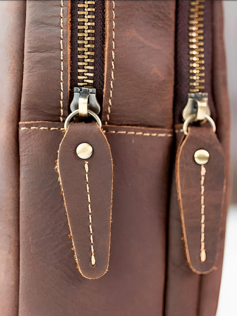 Sacoche de poitrine en cuir, pour l'homme tendance, modèle Joachim - Sacoche - Café