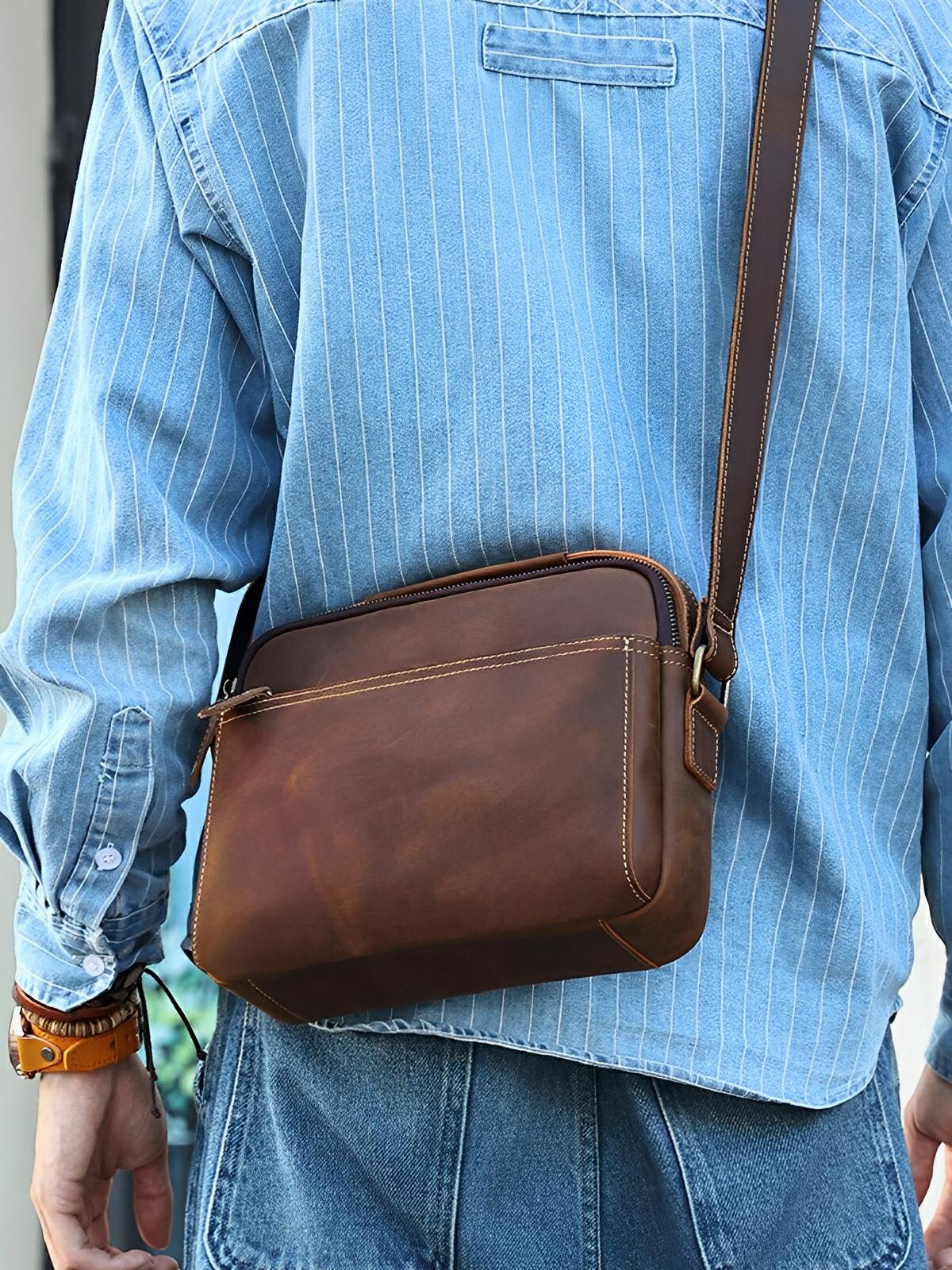 Sacoche en cuir, pour l'homme actif, simple de transport, modèle Enguerrand - Sacoche - Marron