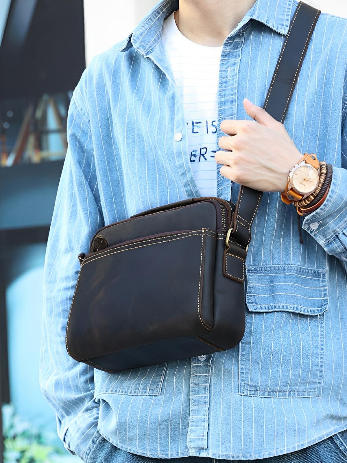 Sacoche en cuir, pour l'homme actif, simple de transport, modèle Enguerrand - Sacoche - Noire