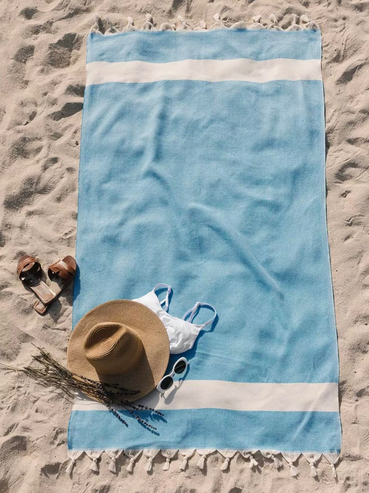 Serviette plage hammam coton, grande taille légère, séchage rapide, motif losange, franges tressées, modèle Ténor - Bleu