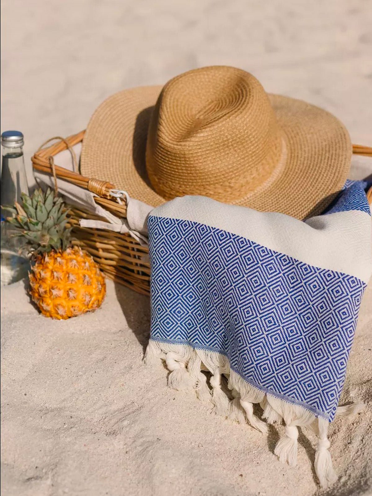 Serviette plage hammam coton, grande taille légère, séchage rapide, motif losange, franges tressées, modèle Ténor - Bleu foncé