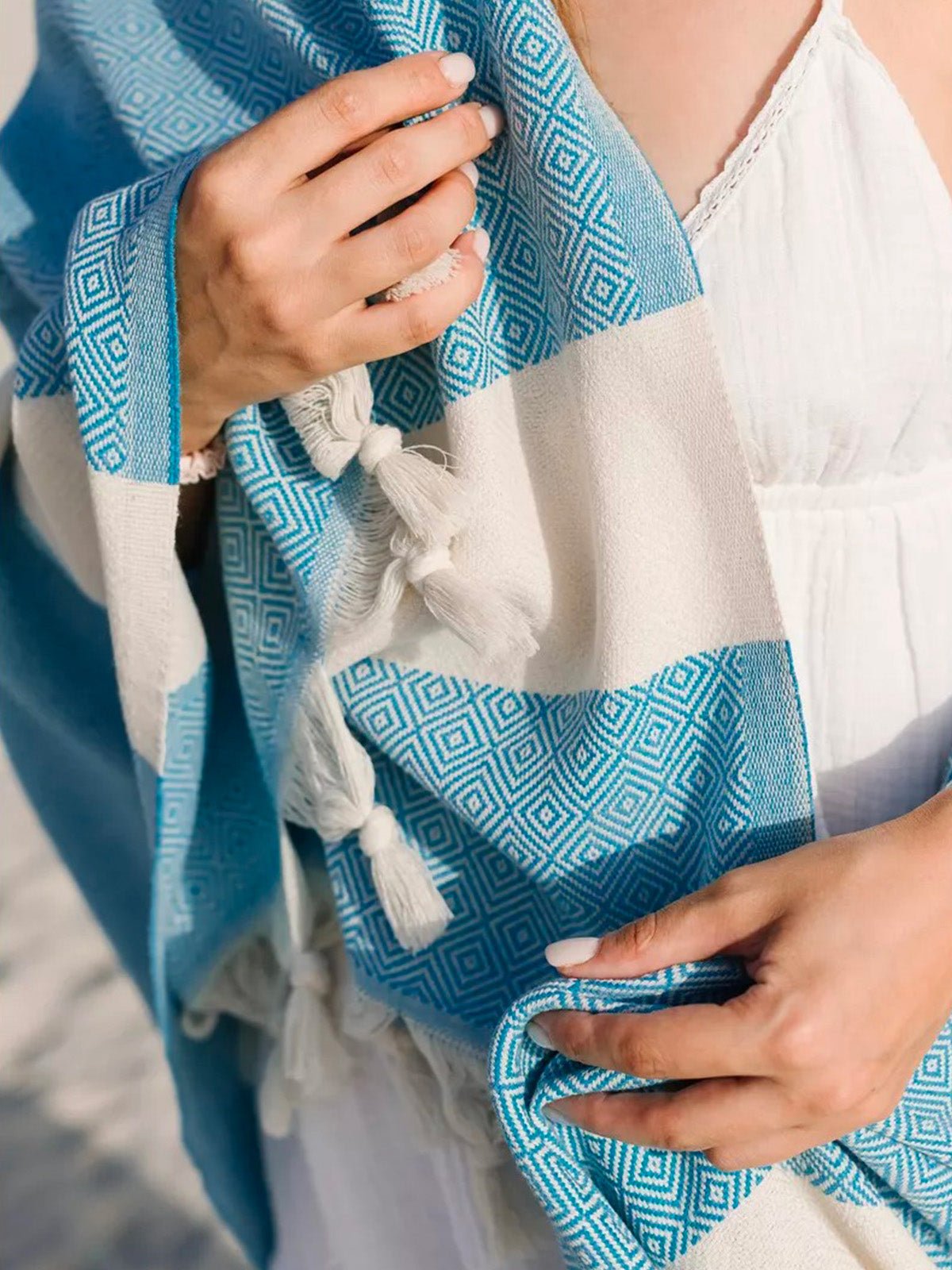 Serviette plage hammam coton, grande taille légère, séchage rapide, motif losange, franges tressées, modèle Ténor - Bleu