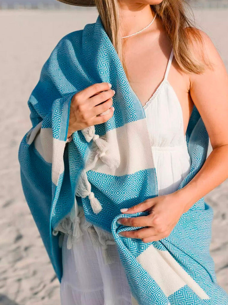 Serviette plage hammam coton, grande taille légère, séchage rapide, motif losange, franges tressées, modèle Ténor - Bleu